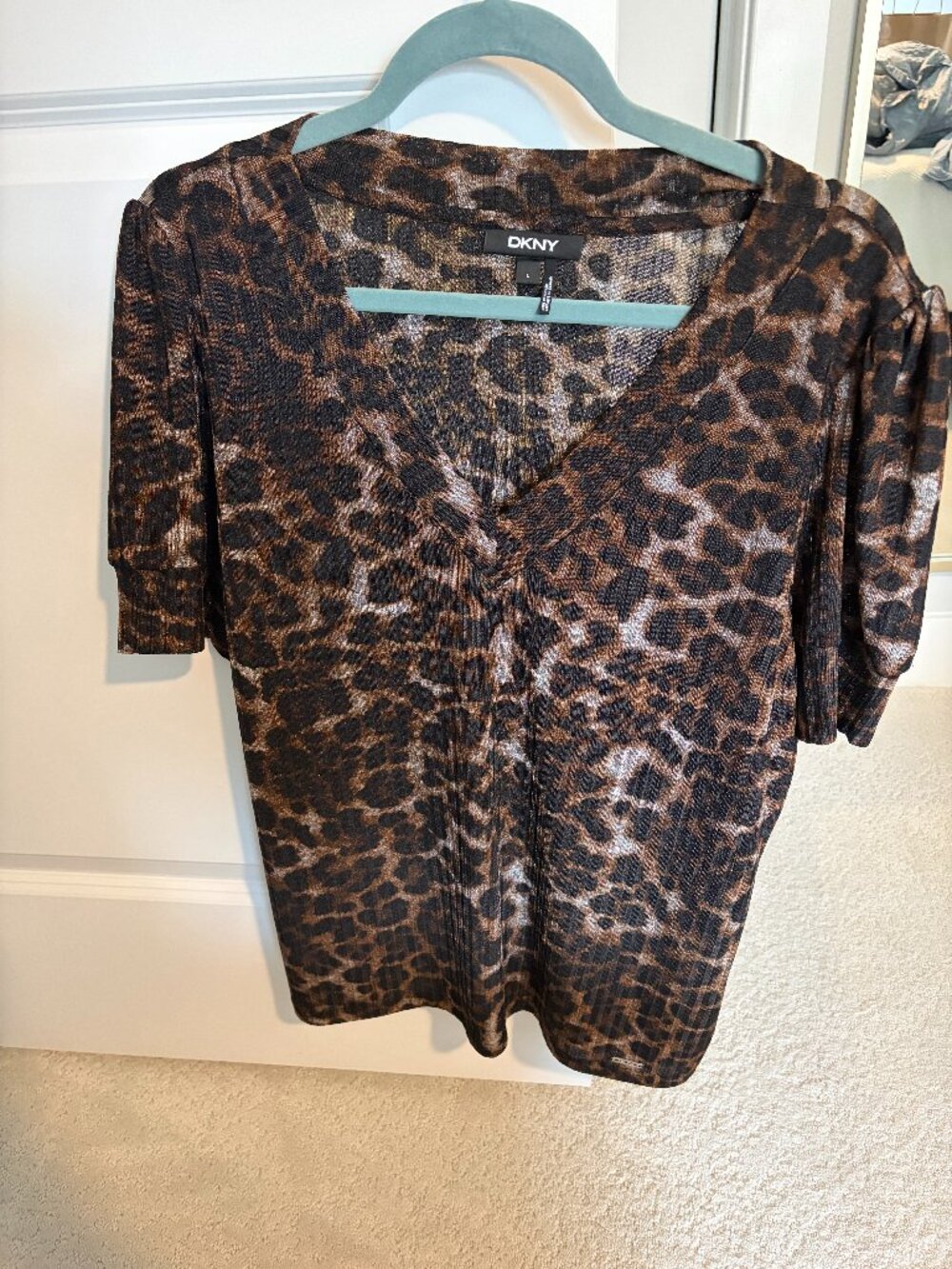 Dkny Brown and Black Cheetah Print Blouse Size Large